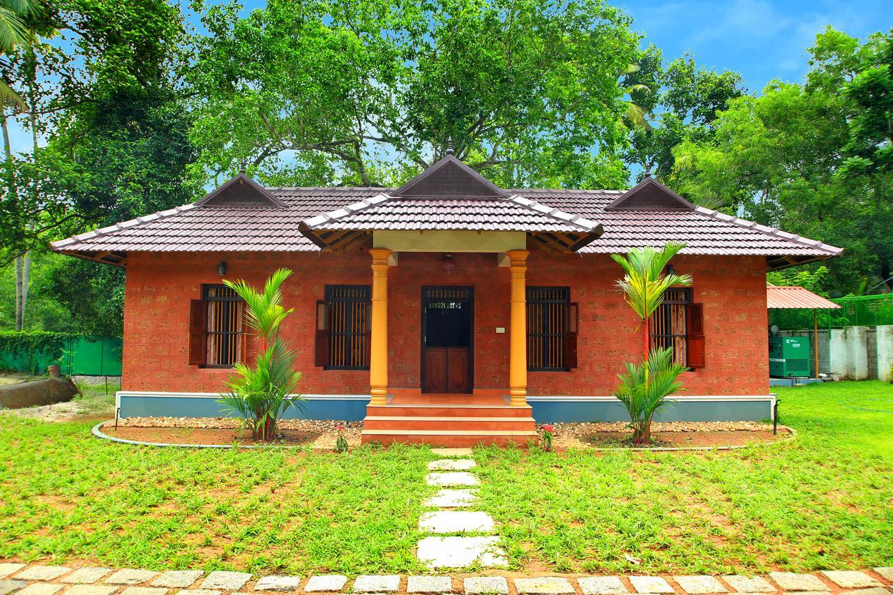 ホテル Casa Marari マラリクラム エクステリア 写真